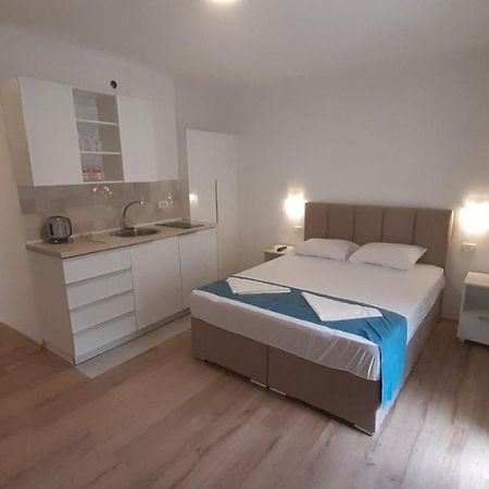 Guest House Mia Bečići Εξωτερικό φωτογραφία